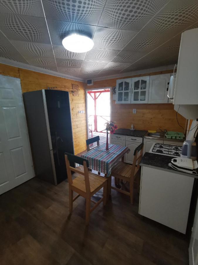 Edit Vendeghaz Tiszaújváros Exterior foto