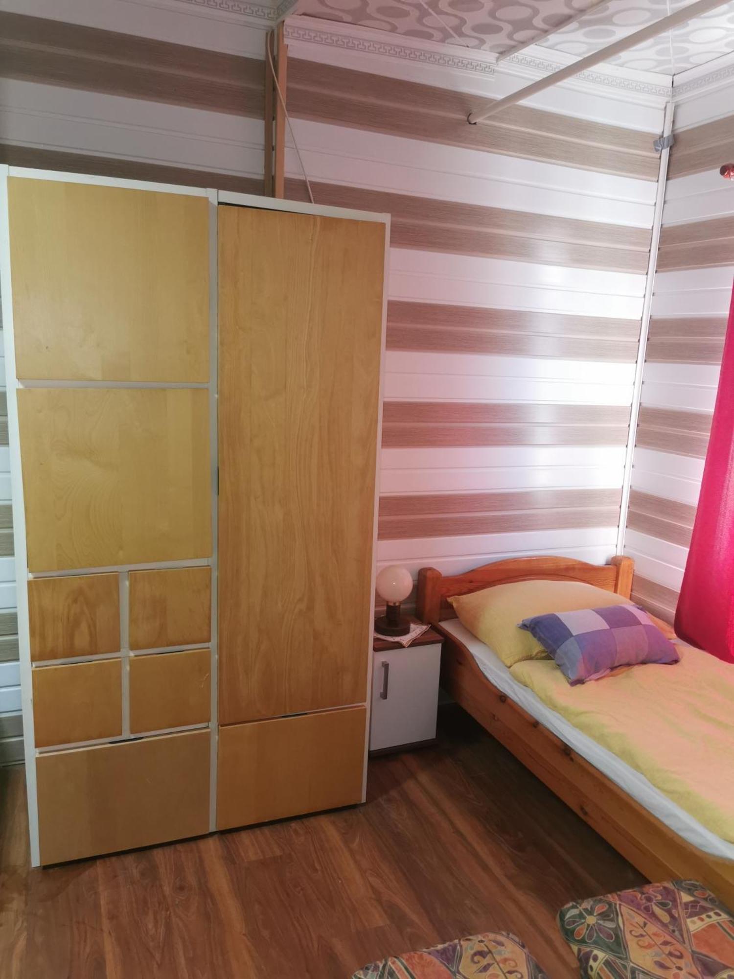 Edit Vendeghaz Tiszaújváros Cameră foto